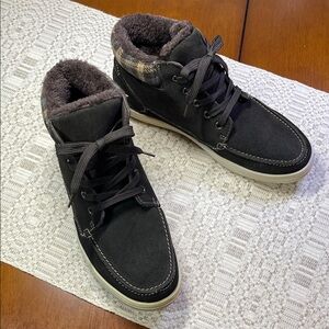 Men's Faux Fur Lined Brown Suede Chukka Boots Size 43 (US 10)